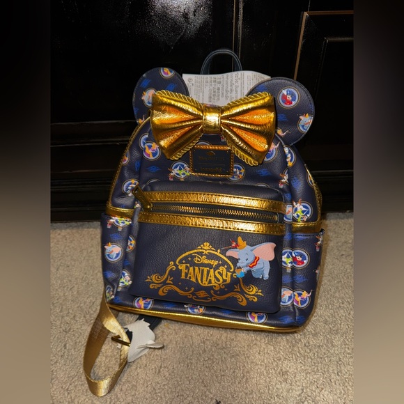 DISNEY CRUISE LINE DCL FANTASY Loungefly Mini Backpack Exclusive Dumbo NEW - Picture 1 of 4